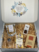 Load image into Gallery viewer, Sweet Lover Gift Hamper
